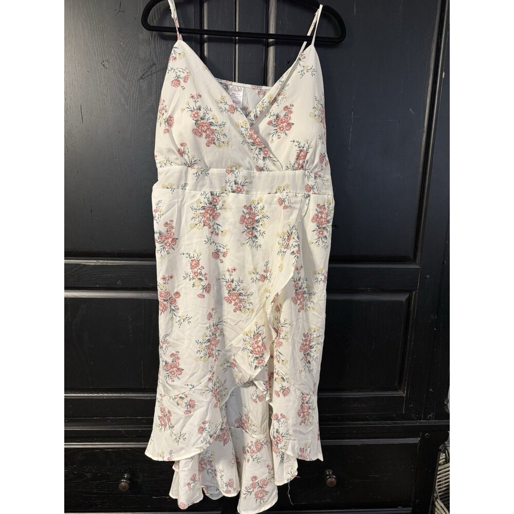 No Boundaries Women's 3XL Plus White/Pink Floral Satin Maxi V-Neck Tie Dress